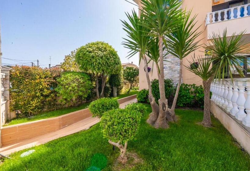 پانسیون Lourenço S House Deluxe Cascais