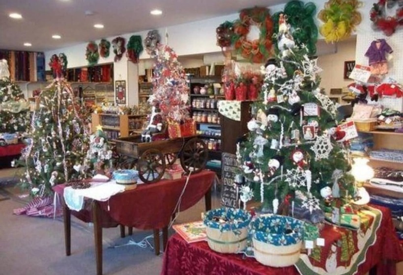 Tin Brook Bed & Breakfast