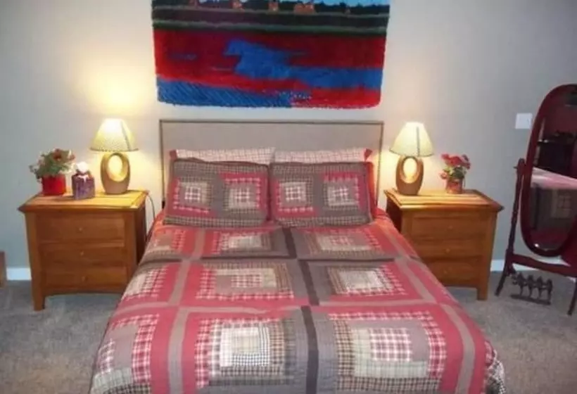 Tin Brook Bed & Breakfast