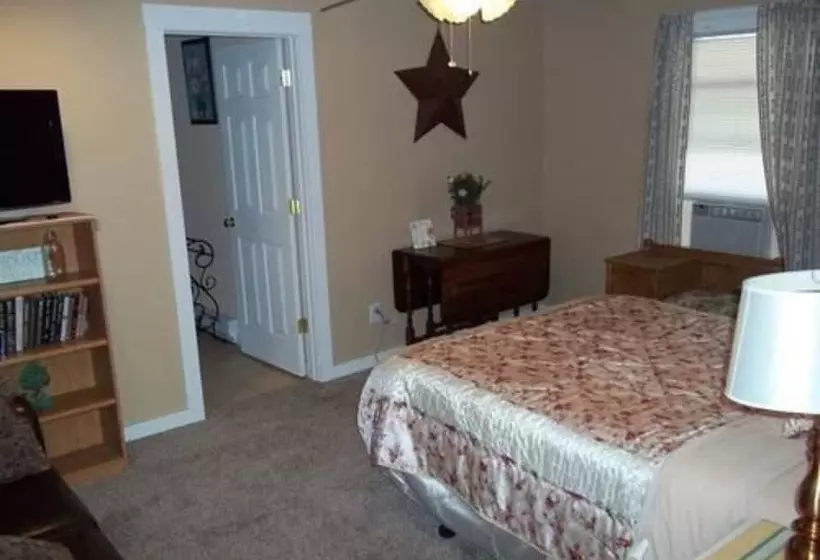 Tin Brook Bed & Breakfast