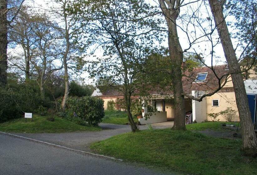 Bed and Breakfast Brook Barn