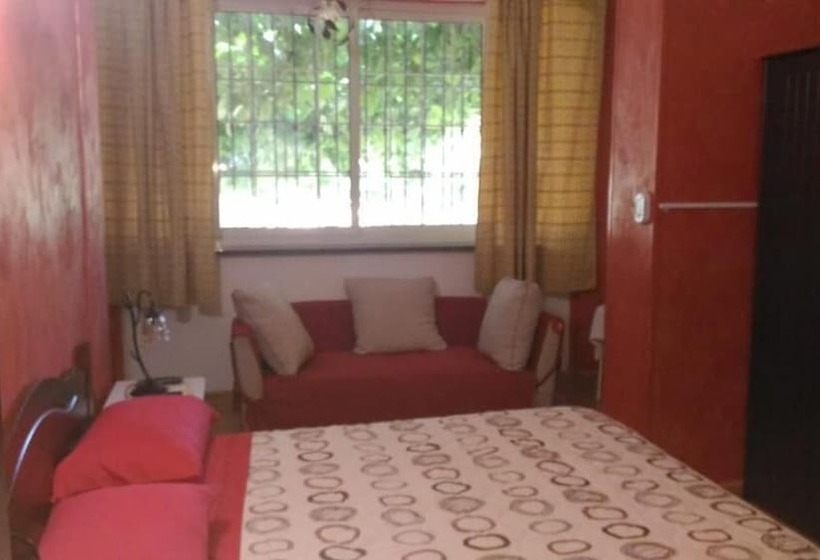 Aamiaismajoitus (B&B) Dolcedorme Del Pollino