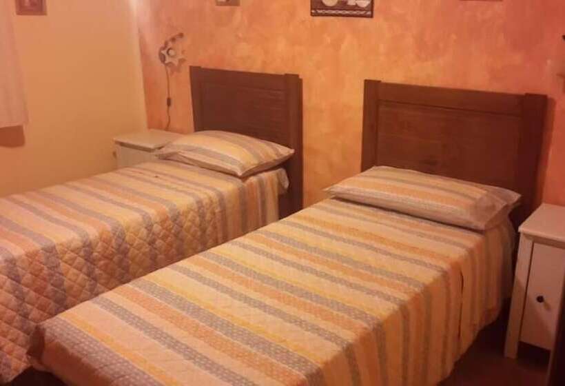 Aamiaismajoitus (B&B) Dolcedorme Del Pollino