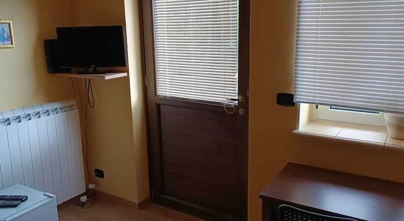 Aamiaismajoitus (B&B) Dolcedorme Del Pollino