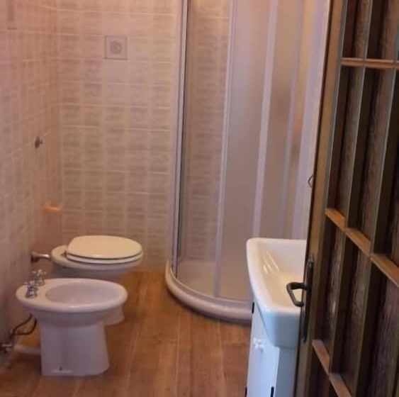 Aamiaismajoitus (B&B) Dolcedorme Del Pollino