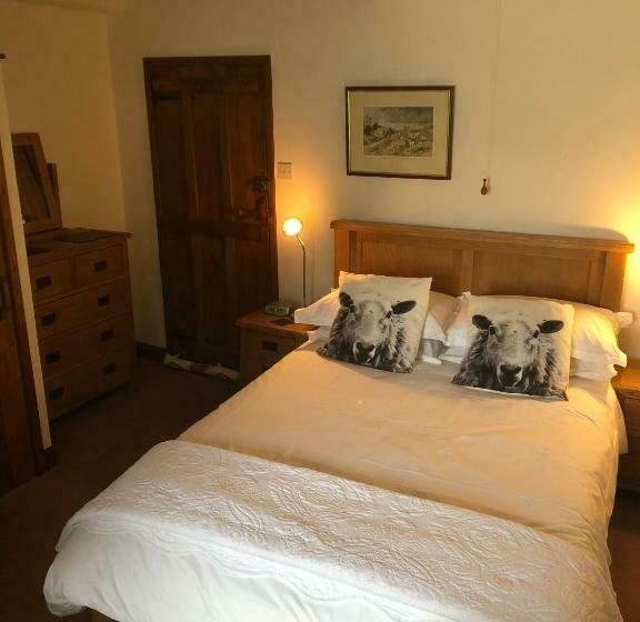 Bed and Breakfast Holmeshead Farm