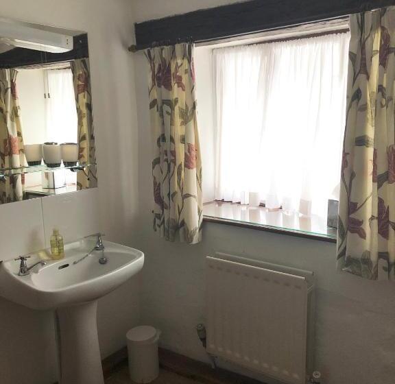 Bed and Breakfast Holmeshead Farm