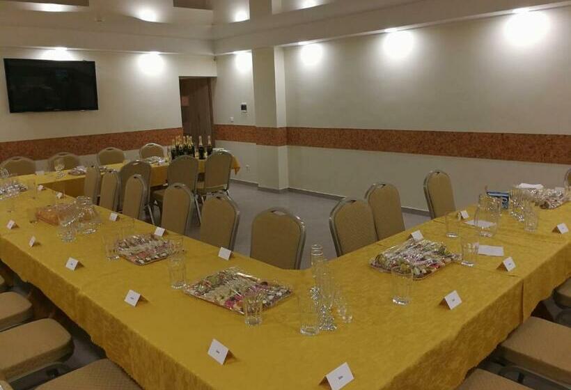 هتل Viešbutis Kelyje