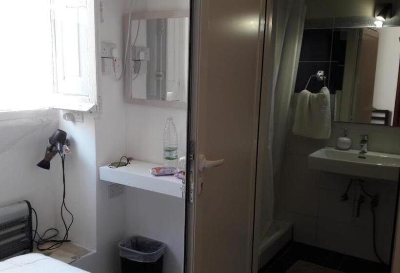 پانسیون Corto Maltese B&b