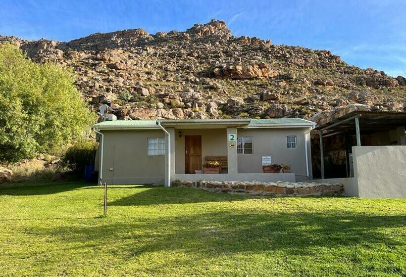 بنسيون Kunje Guesthouse