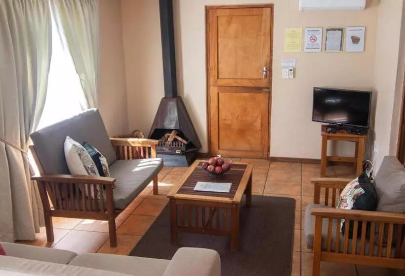 Majatalo Kunje Guesthouse