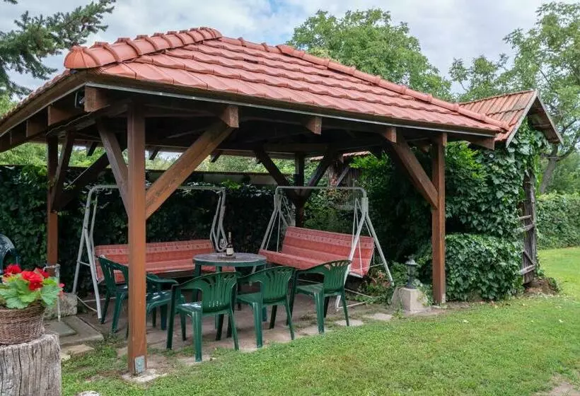 Majatalo Nyugalom Apartman Hercegkút