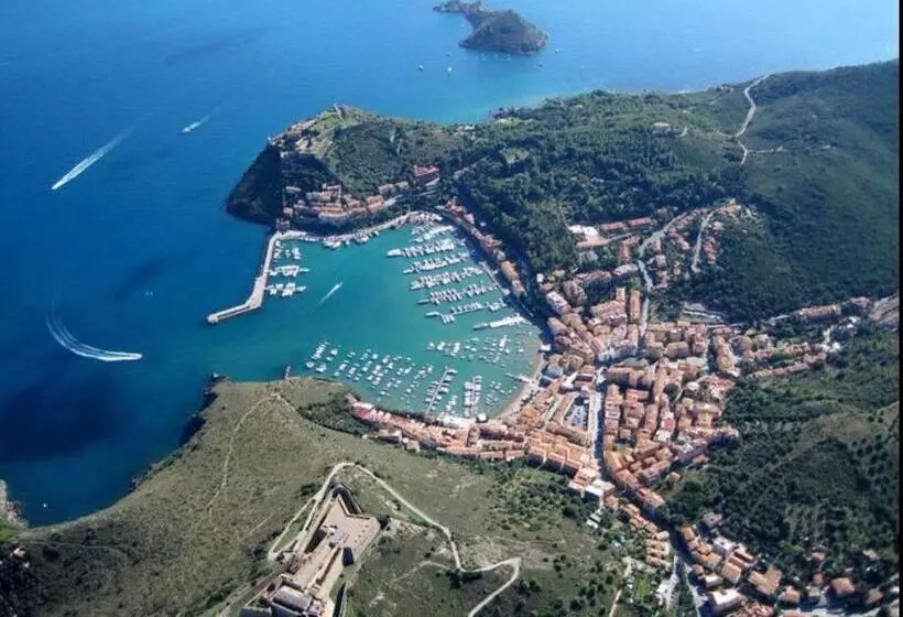 ベッドアンドブレックファースト Casale Artemisia Capalbio