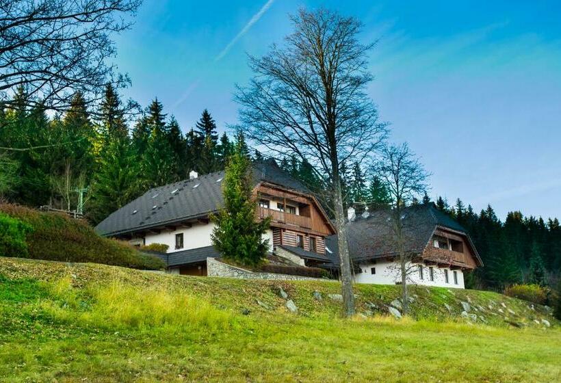 مبيت وإفطار Chalupa K. Neumannove