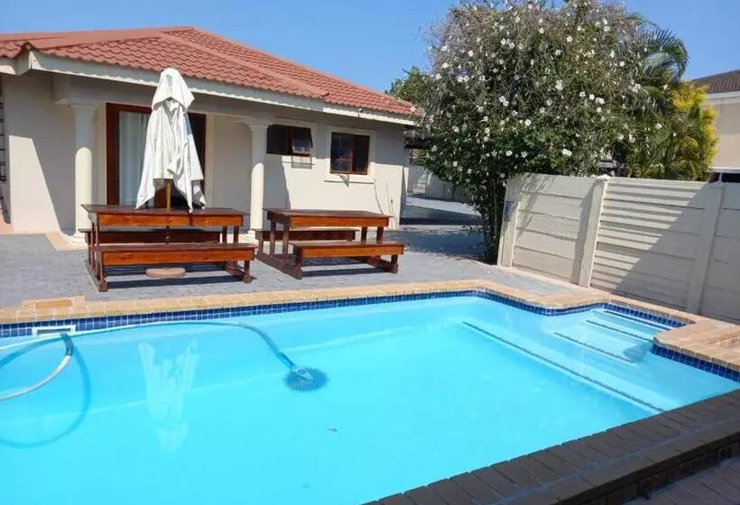 Aamiaismajoitus (B&B) Esangweni Guest House