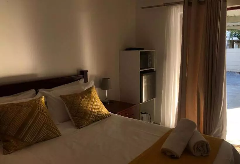 Aamiaismajoitus (B&B) Esangweni Guest House