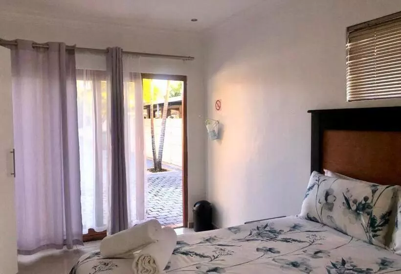 Aamiaismajoitus (B&B) Esangweni Guest House