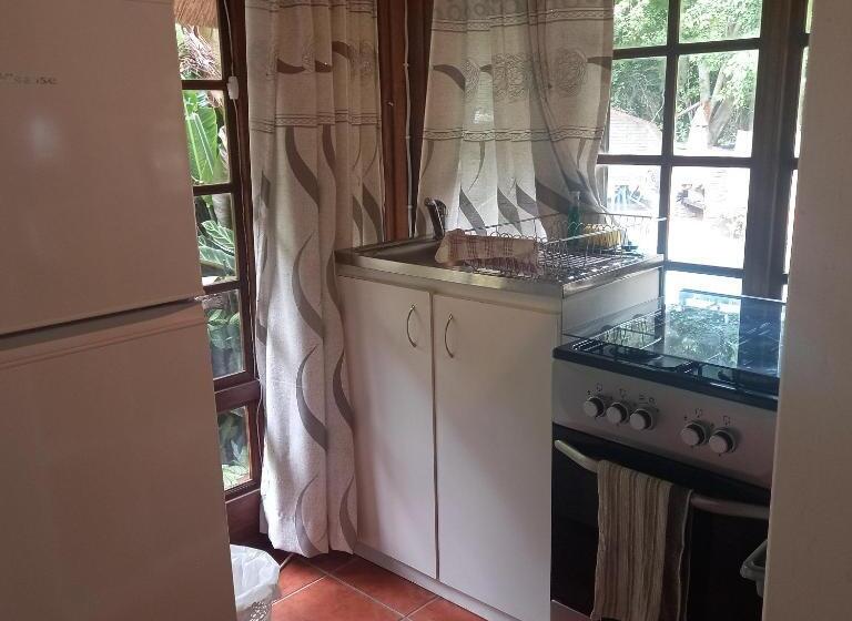 مبيت وإفطار Thrush Nest Durban