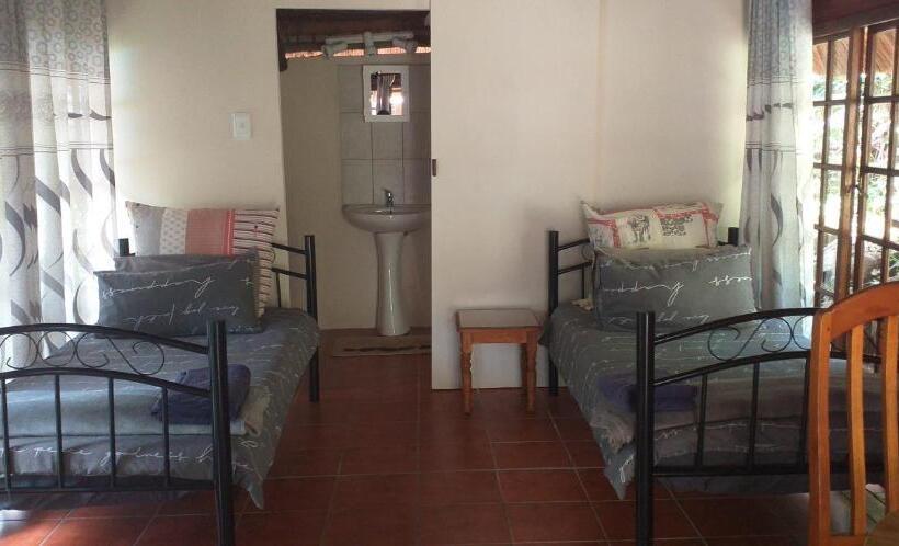 مبيت وإفطار Thrush Nest Durban