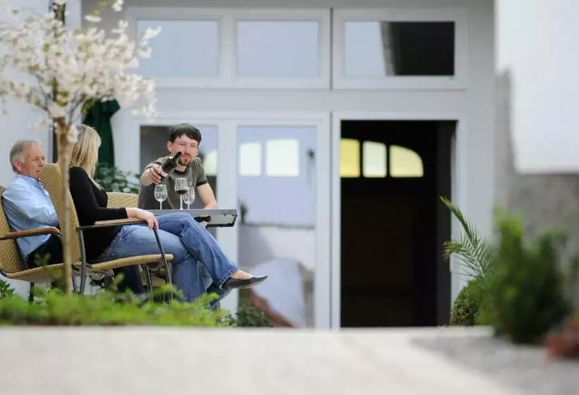 تختخواب و صبحانه Weingut & Gästezimmer Nekowitsch