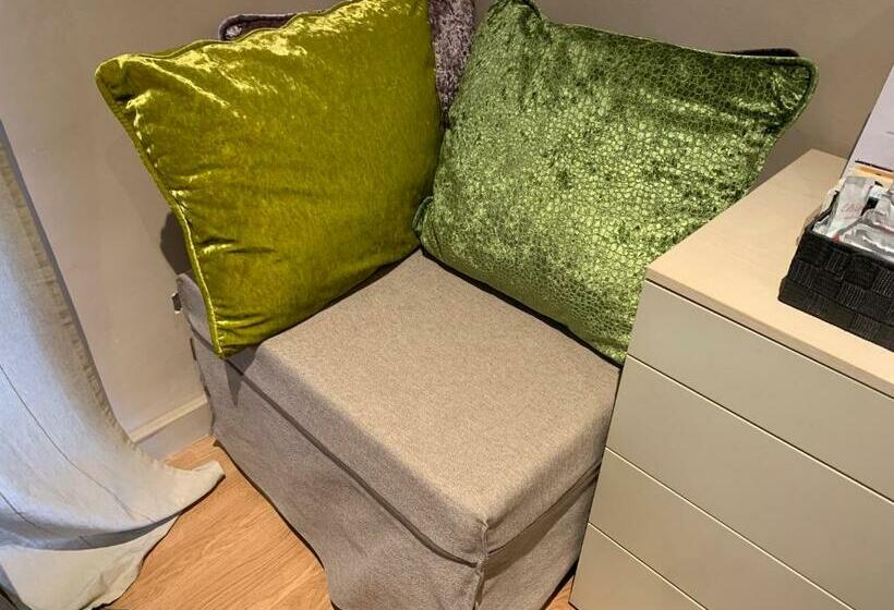 B&b La Littorina Parcheggio Umbria Centro Ideale Rasiglia Cascate Di Pale Ponte Tibetano Sellano