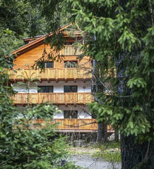 بنسيون Apartmánový Dom Poludnica   Chopok Juh