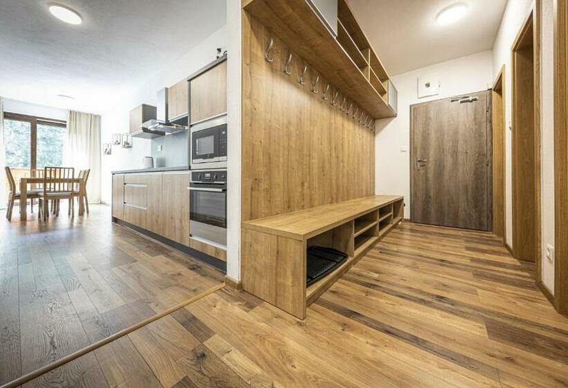 بنسيون Apartmánový Dom Poludnica   Chopok Juh