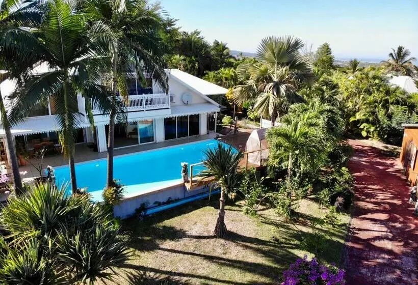 پانسیون Ravine Bleue