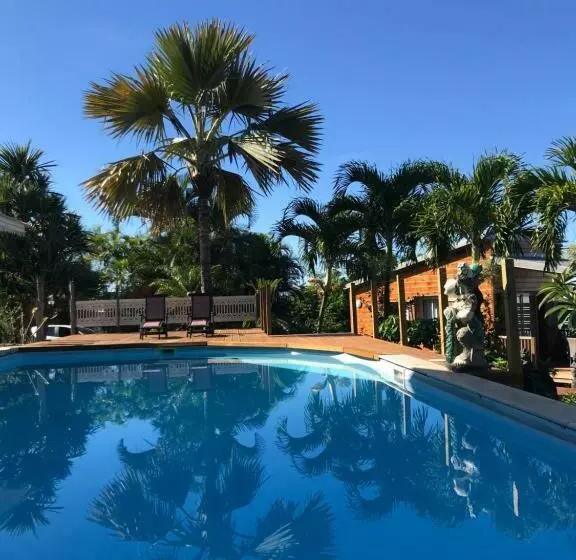 پانسیون Ravine Bleue