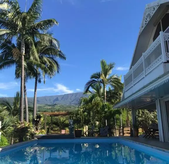 پانسیون Ravine Bleue