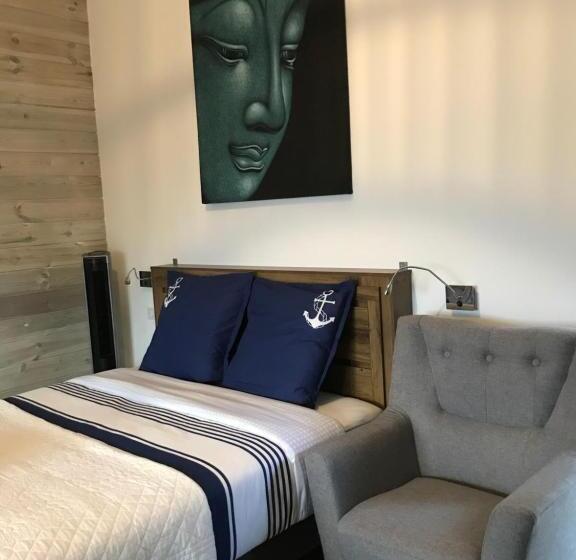 پانسیون Ravine Bleue