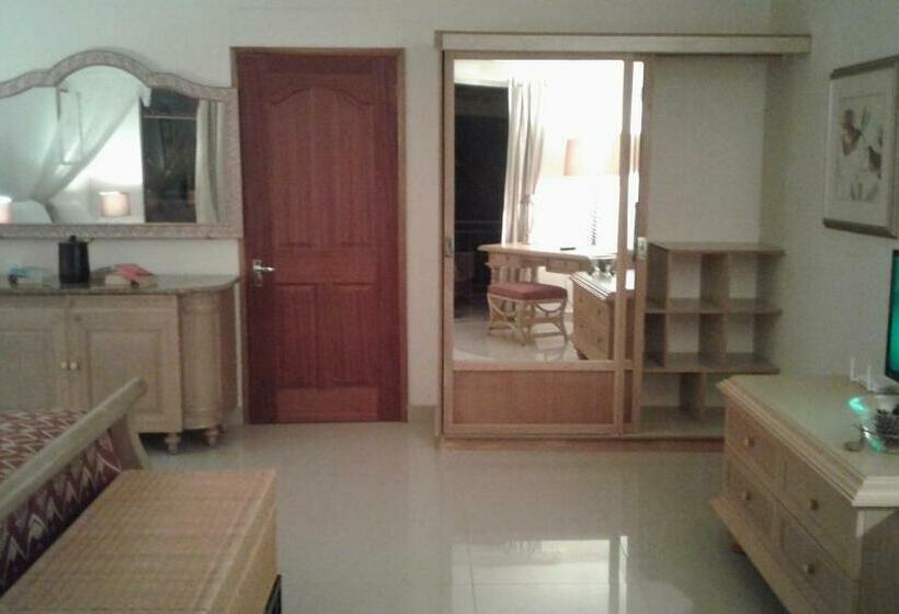 پانسیون Shanti Nivas