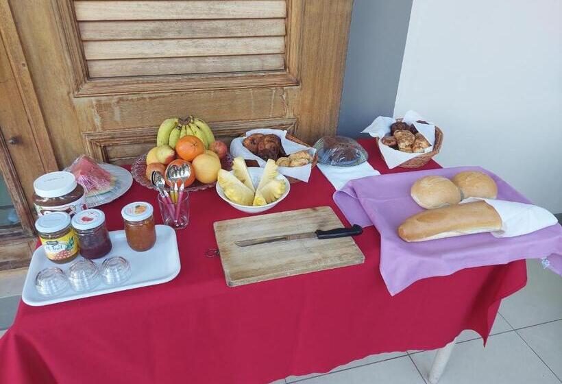 پانسیون Shanti Nivas