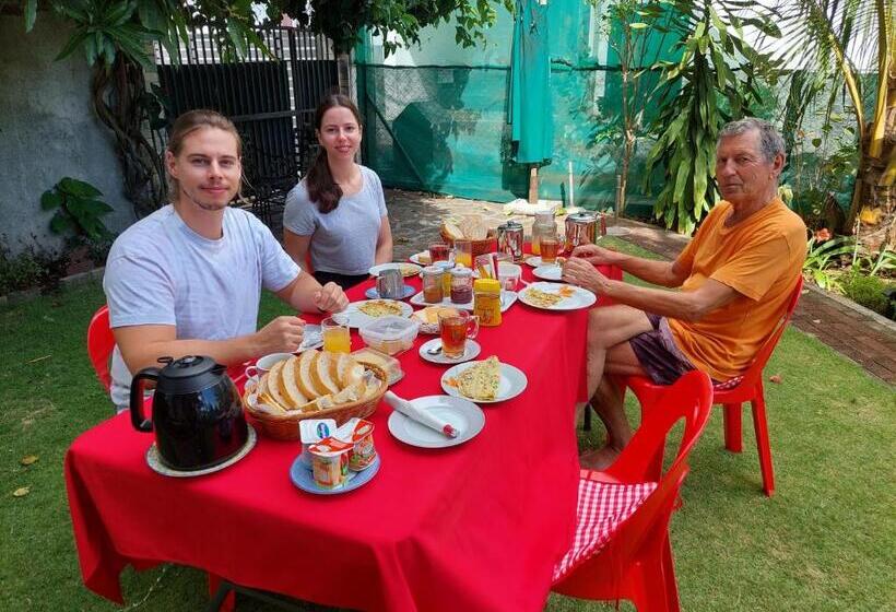 پانسیون Shanti Nivas