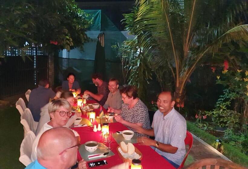 پانسیون Shanti Nivas