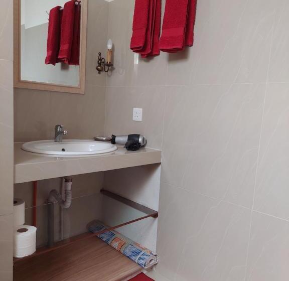 پانسیون Shanti Nivas