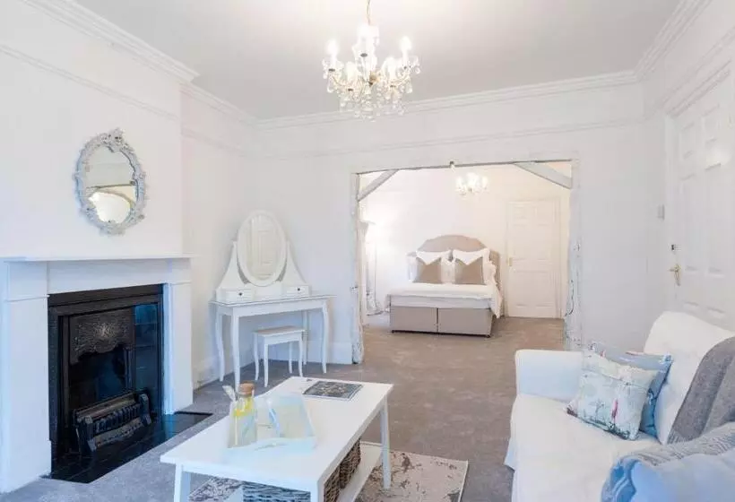 Majatalo The Mariners Suite