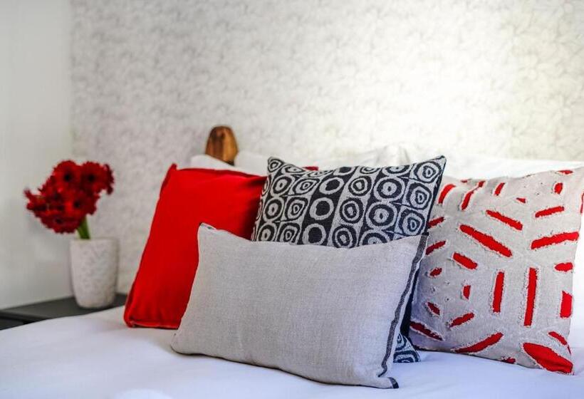 تختخواب و صبحانه Lx Design Apartment Near Congress Center