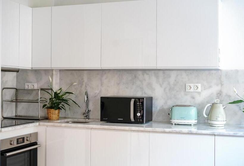 تختخواب و صبحانه Lx Design Apartment Near Congress Center