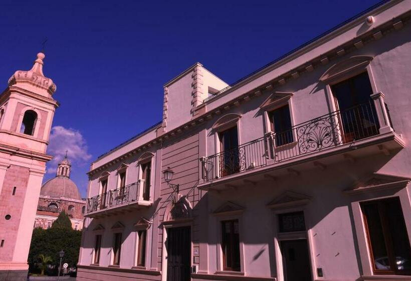 بنسيون Palazzo Galifi