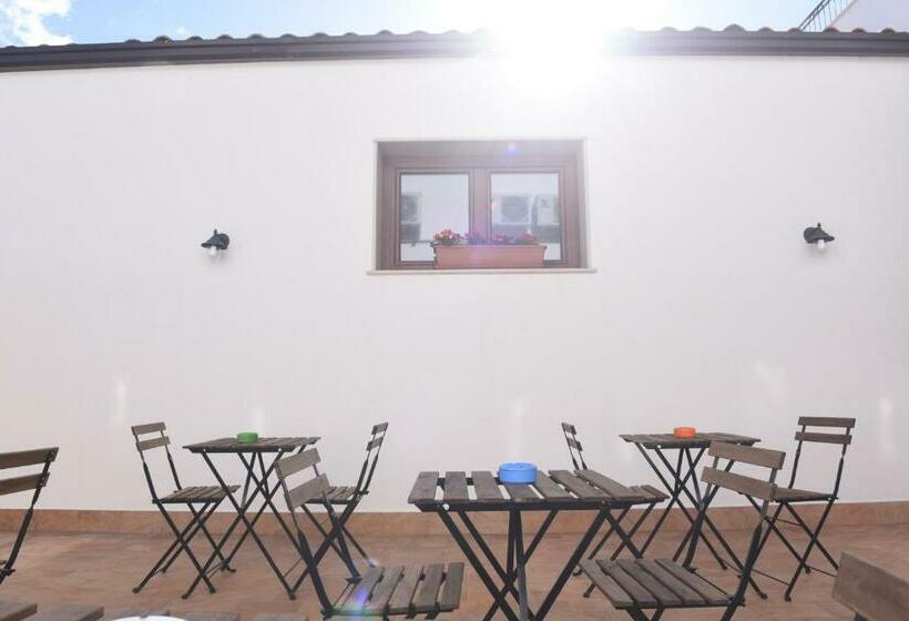 بنسيون Palazzo Galifi