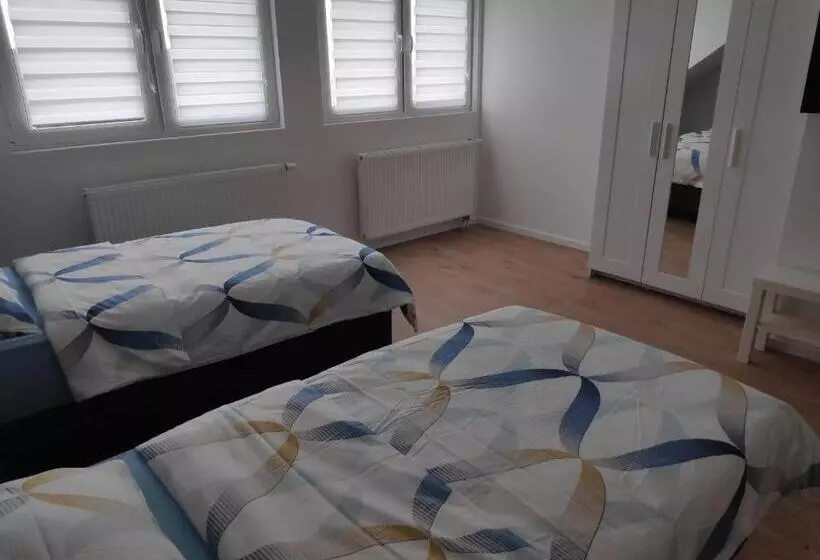 Pension Lara