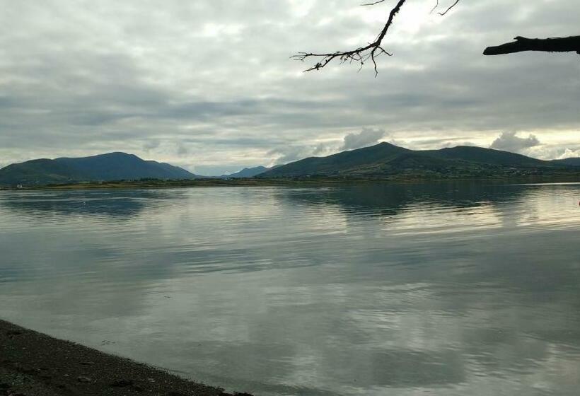 Bed and Breakfast Reenglas House