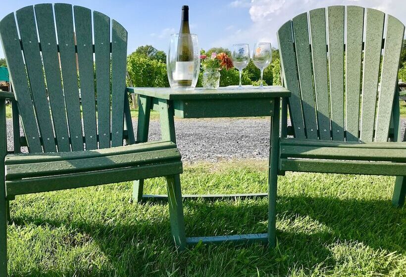 ベッドアンドブレックファースト Tillinghast Manor Bed & Brunch