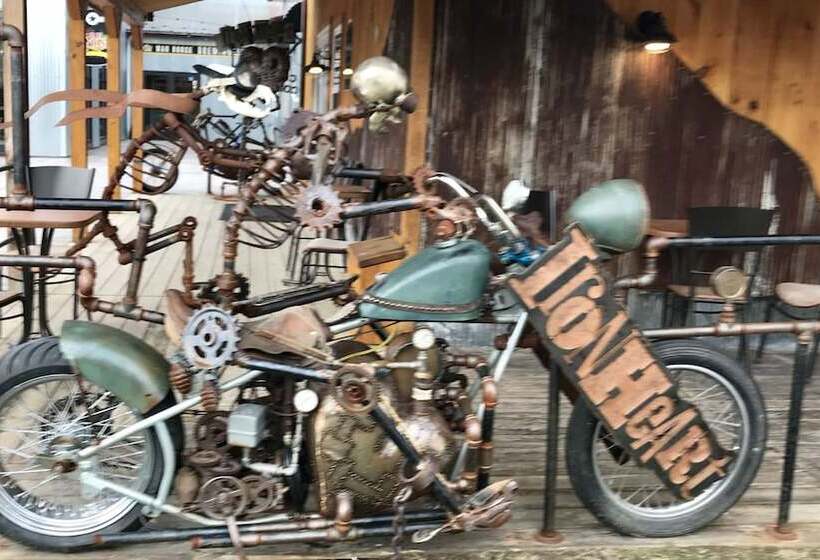 ベッドアンドブレックファースト Tillinghast Manor Bed & Brunch