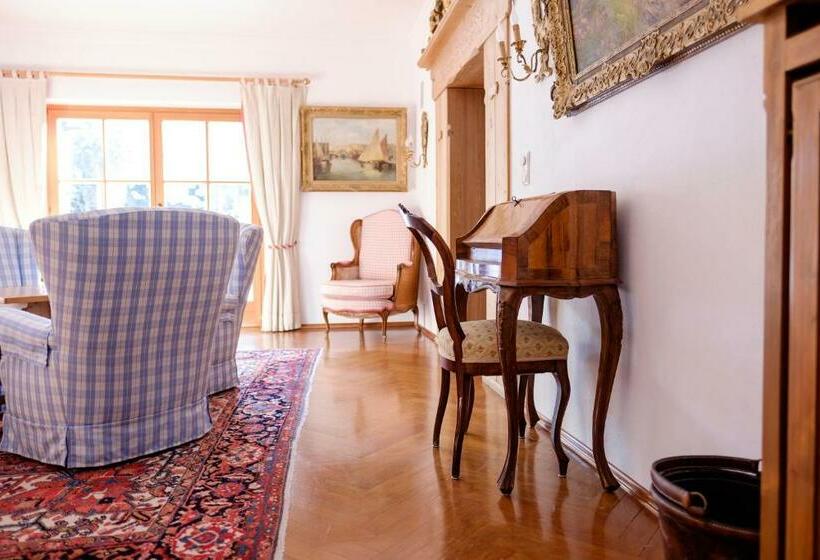 Отель Ziegleder