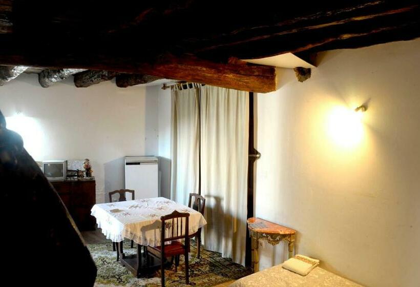 پانسیون Casa Das Pombas