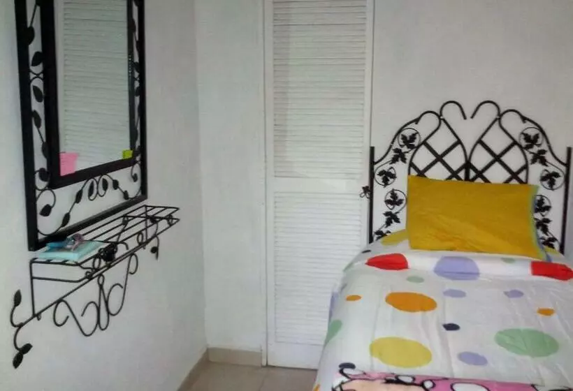 ペンション Casa De La Alameda