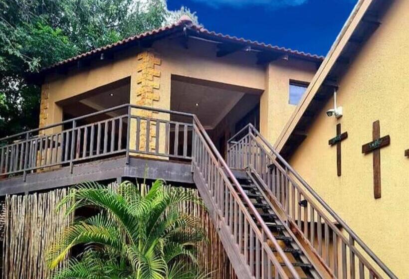 ペンション Palm Inn Guesthouse