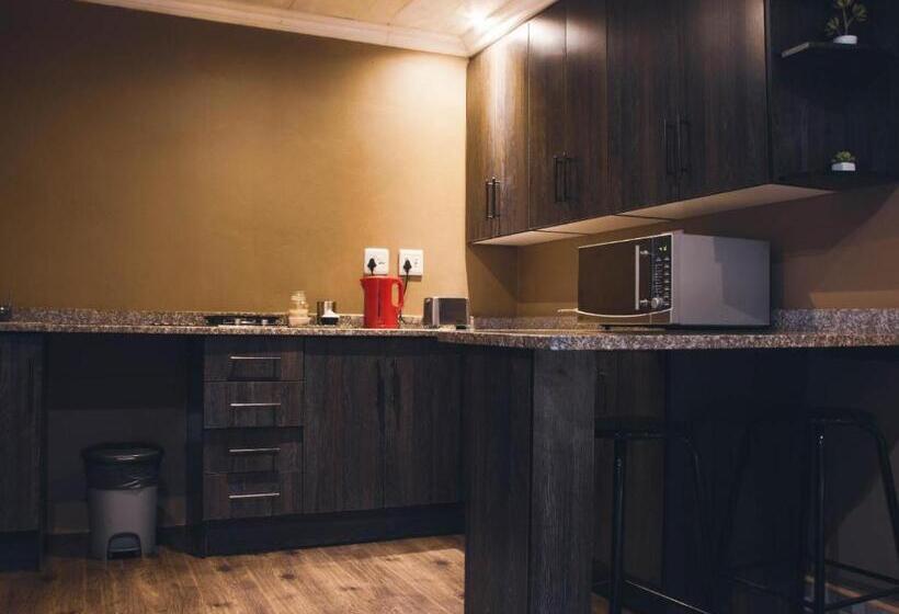 ペンション Palm Inn Guesthouse